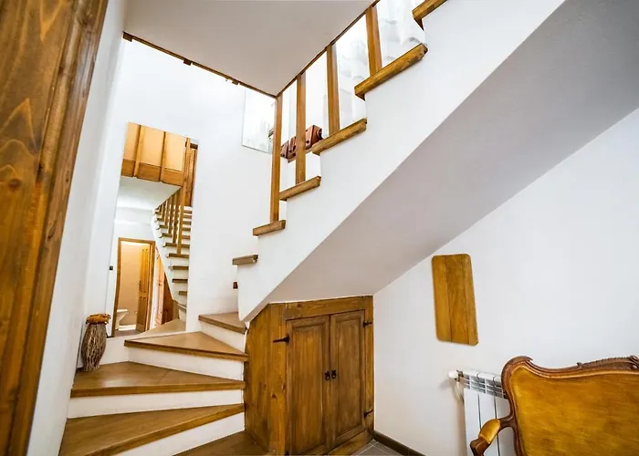 Four Riders Ваканционна къща Велико Търново